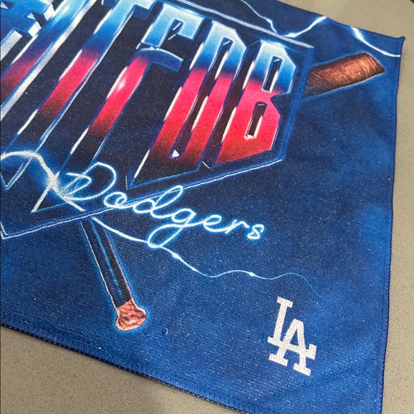 Dodgers Blue and Red Graphic Towel - Picture 2 of 3